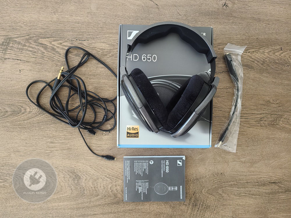 HD650 Studio Headphones from Sennheiser with package